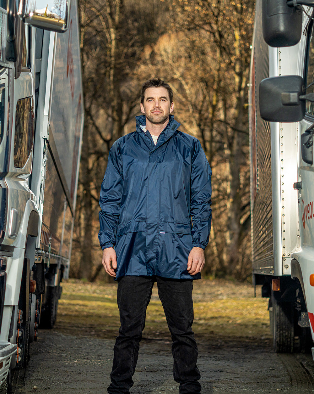 Cascade Jacket in Navy