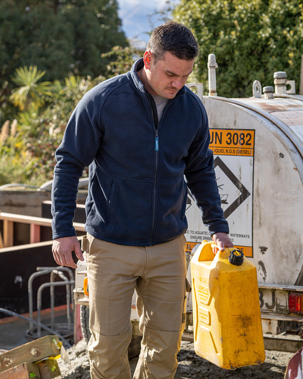 Nangu Jacket in Navy