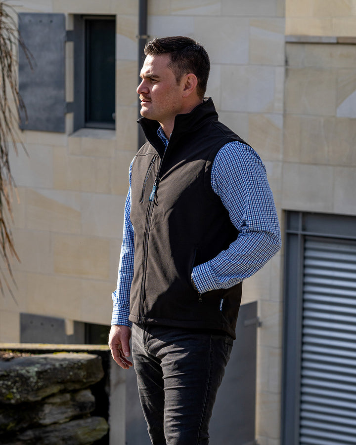 Bevan Vest in Black