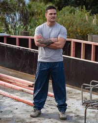 Shelter Pant in Navy