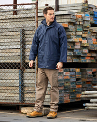 Shelter Jacket in Navy